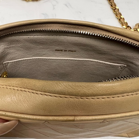 Vintage Chanel Quilted Tassel Camera Bag Beige Leather Chain Strap Shoulder Bag - Picture 6 of 8